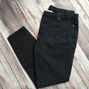 Evy’s Tree Black Denim Skinnies
